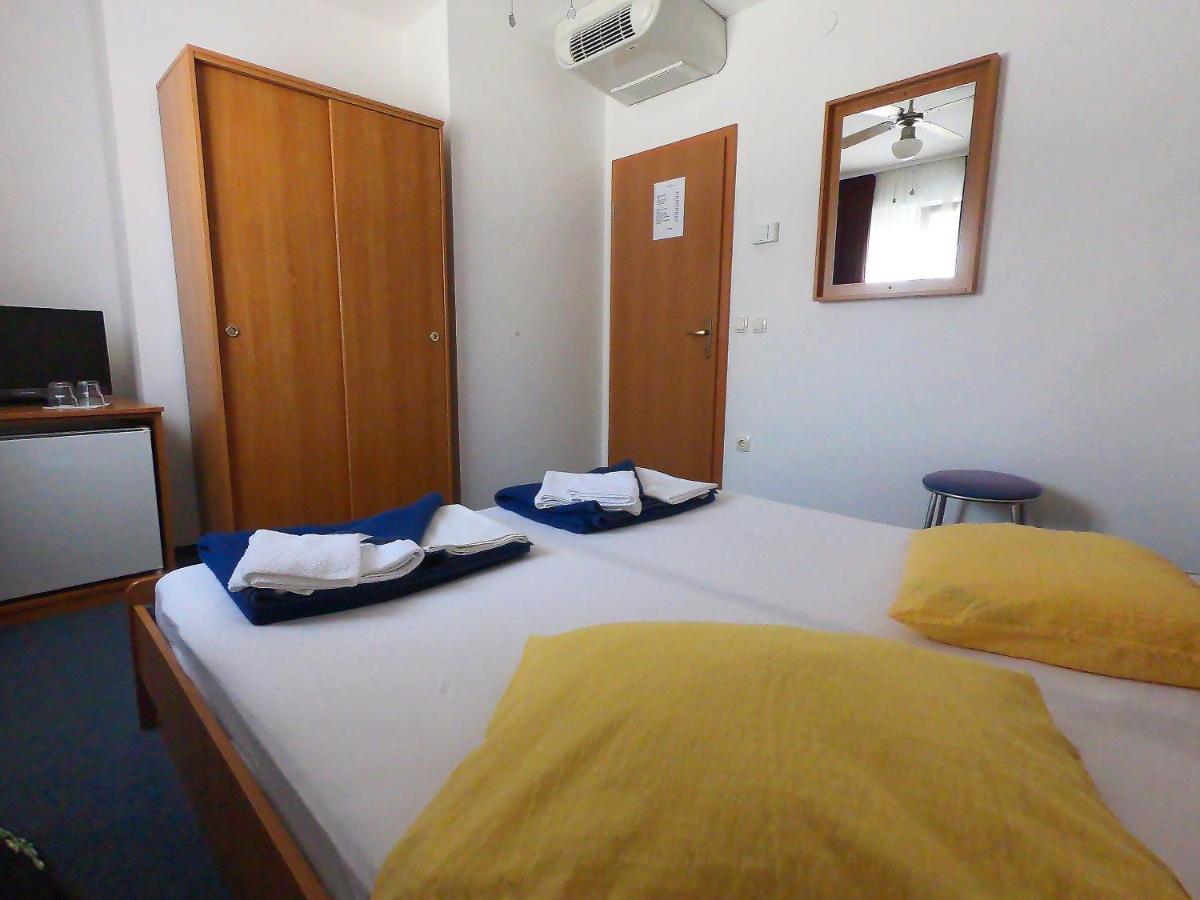 Vila Angeli Vodice Exteriör bild