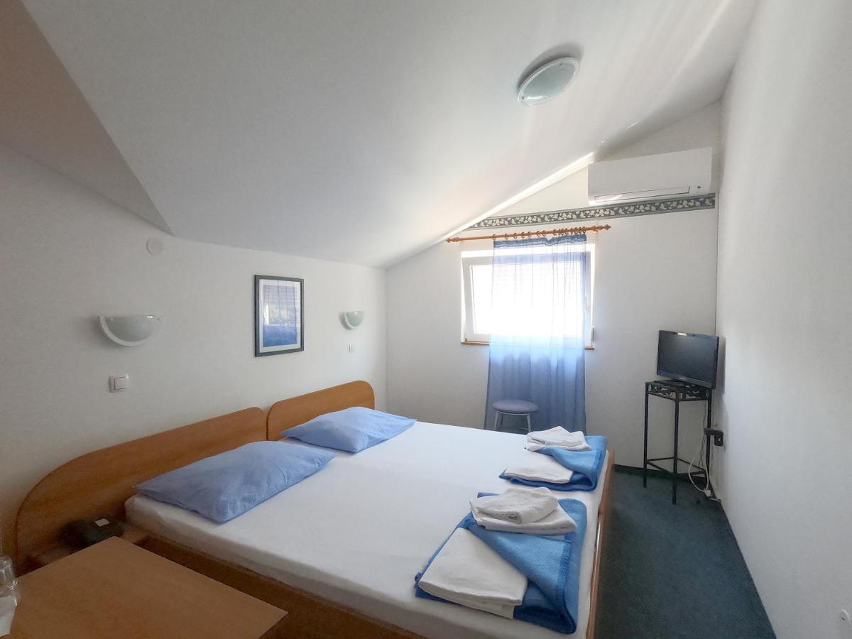 Vila Angeli Vodice Exteriör bild