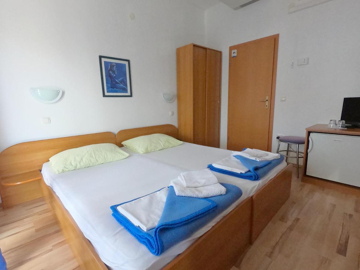Vila Angeli Vodice Exteriör bild