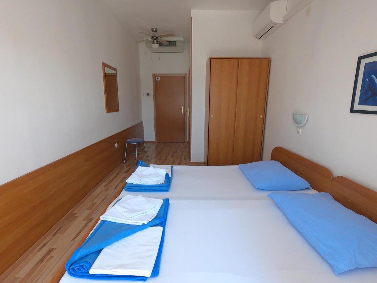 Vila Angeli Vodice Exteriör bild