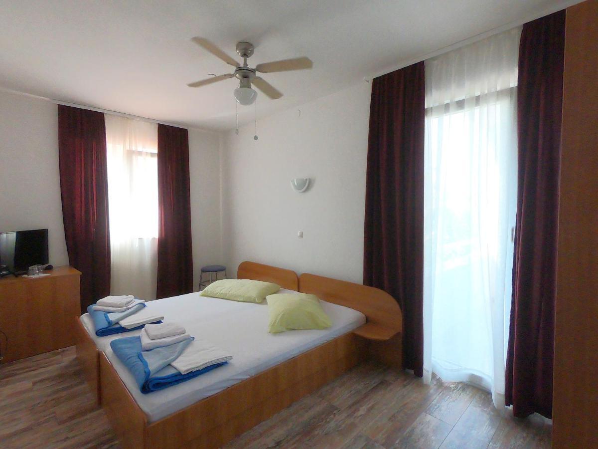 Vila Angeli Vodice Exteriör bild