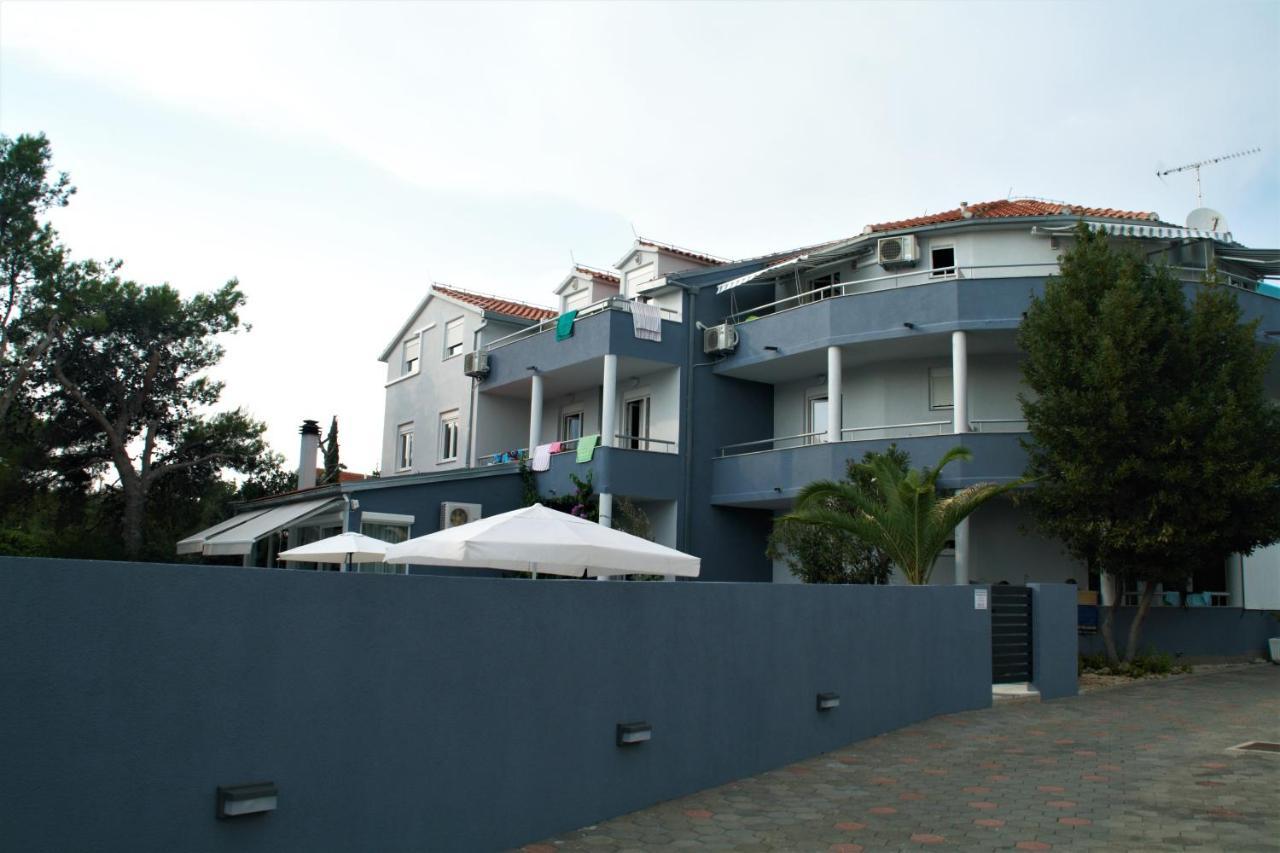 Vila Angeli Vodice Exteriör bild