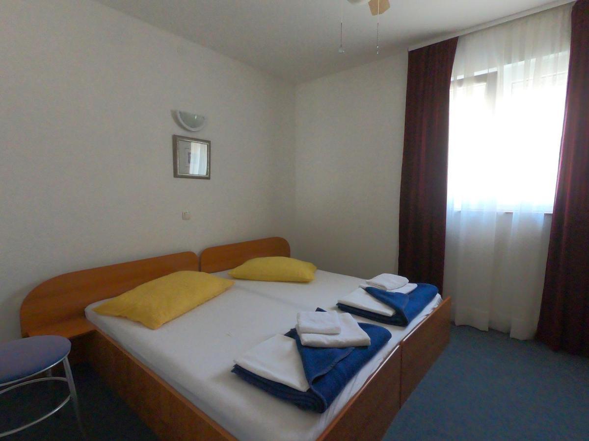 Vila Angeli Vodice Exteriör bild