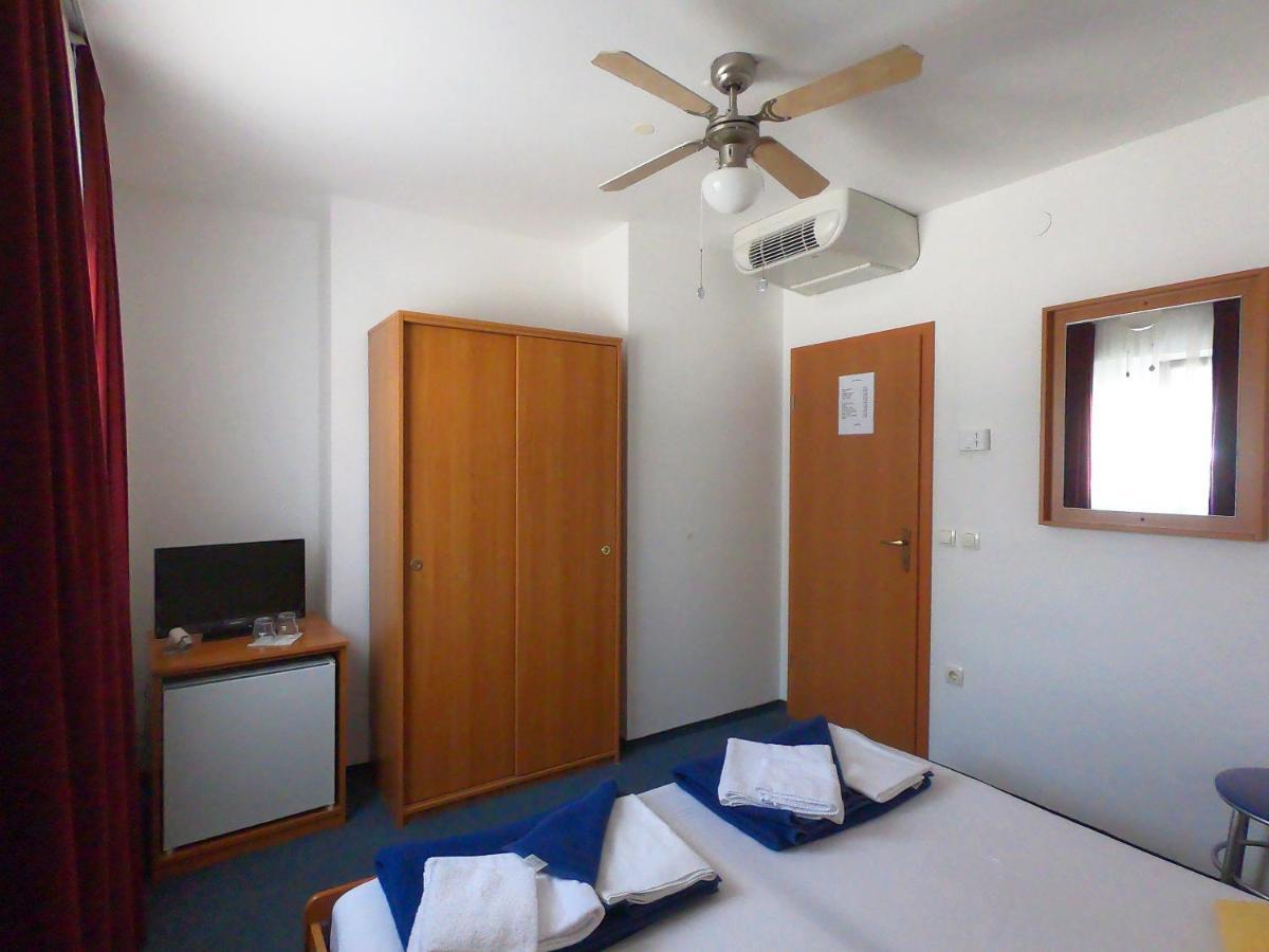 Vila Angeli Vodice Exteriör bild